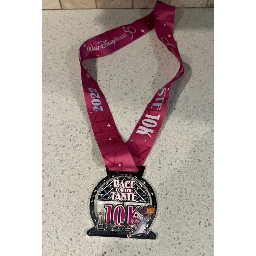 2022 Rundisney‎ Virtual Springtime Surprise 10k Medal